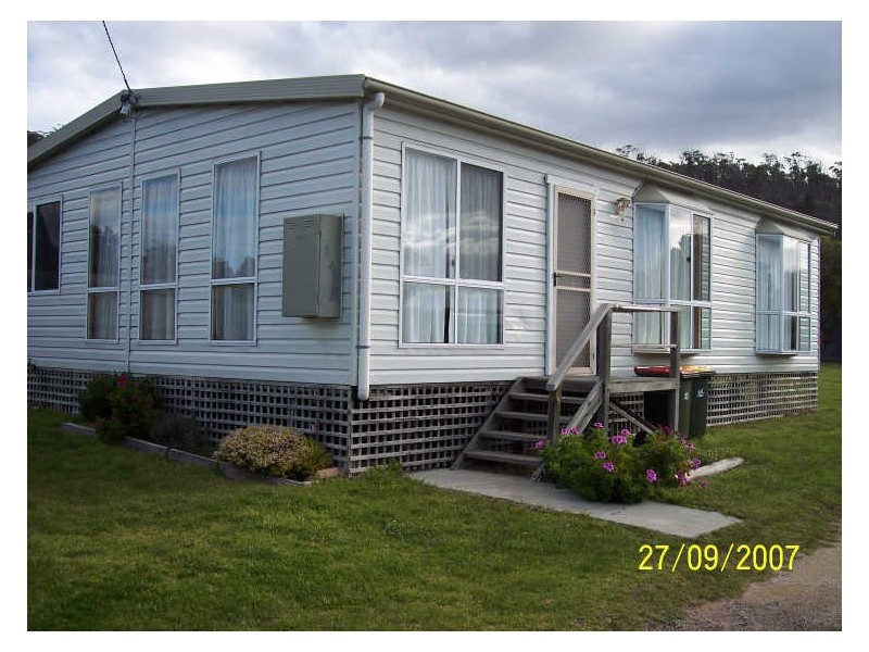 21 Beattie Avenue, Bicheno TAS 7215