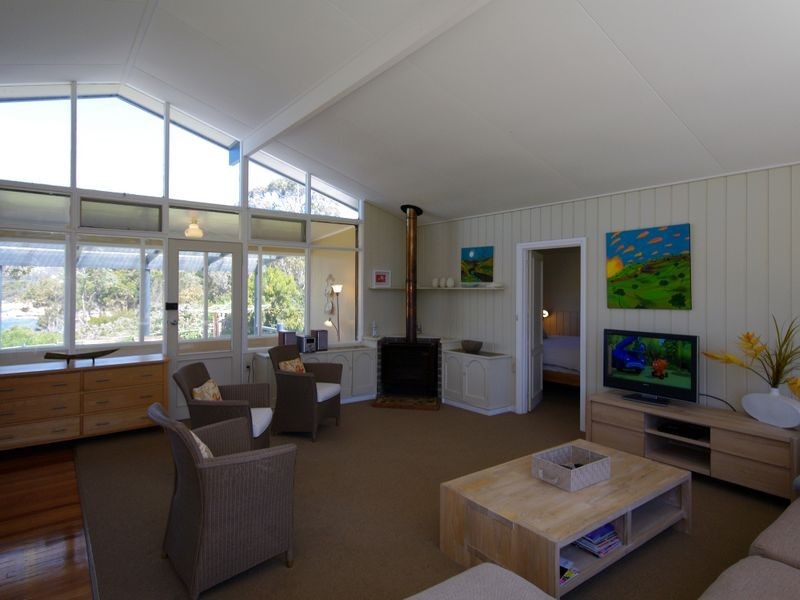 15 Weily Avenue, Bicheno TAS 7215