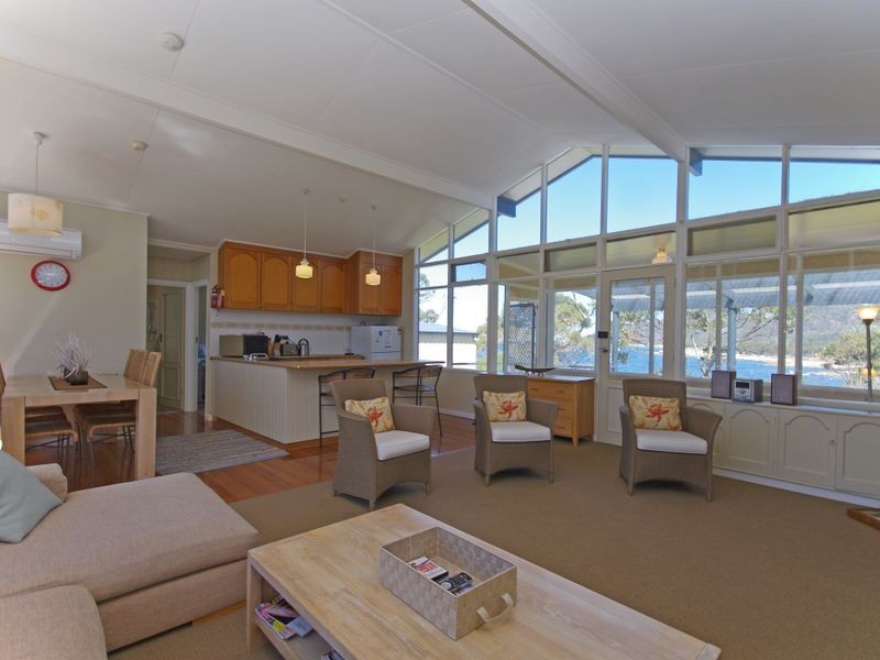 15 Weily Avenue, Bicheno TAS 7215