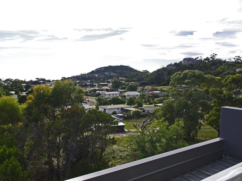 2/32 Douglas, Bicheno TAS 7215