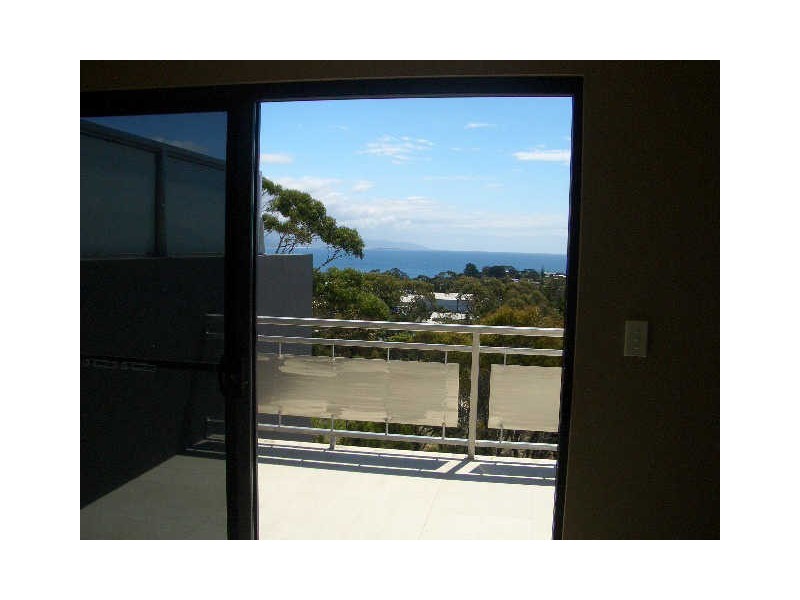 3/32 Douglas, Bicheno TAS 7215