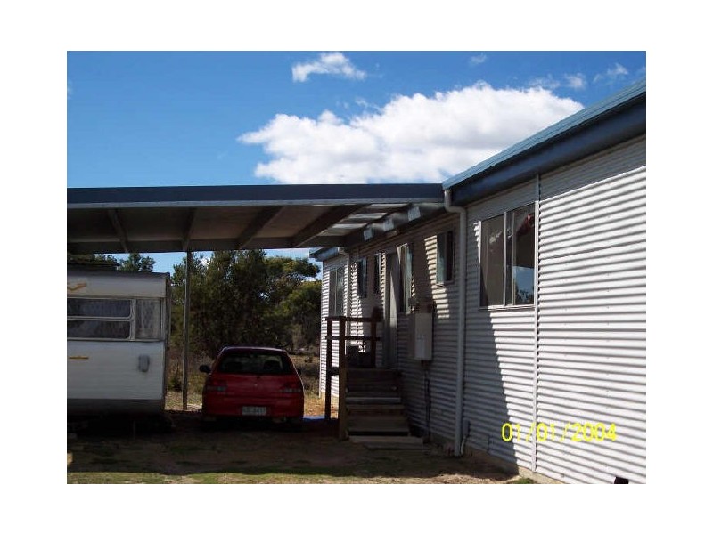 2/14 Flacks Road, Coles Bay TAS 7215