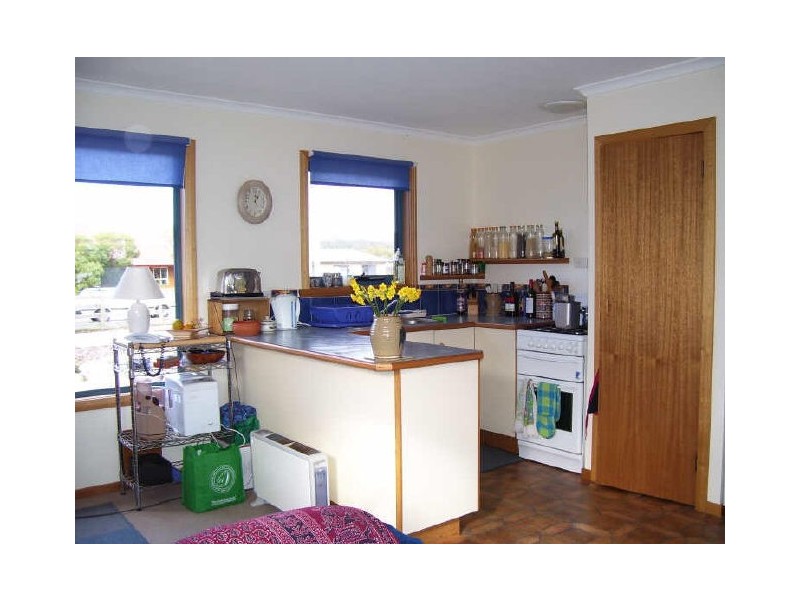 6 Swanwick Drv, Coles Bay TAS 7215