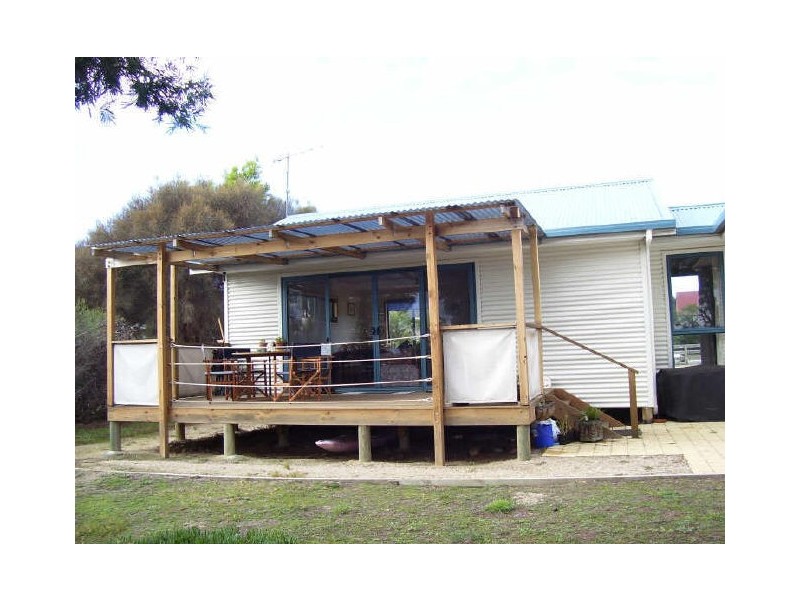 6 Swanwick Drv, Coles Bay TAS 7215