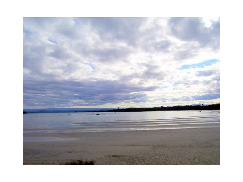 6 Swanwick Drv, Coles Bay TAS 7215