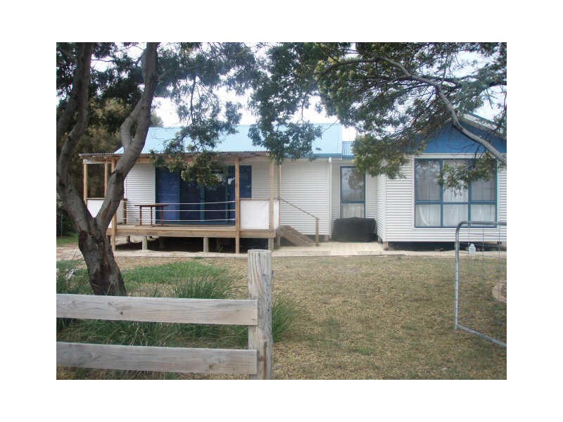 6 Swanwick Drive, Coles Bay TAS 7215