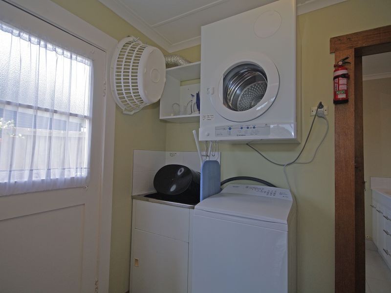 5 Chadwin Ave, Bicheno TAS 7215