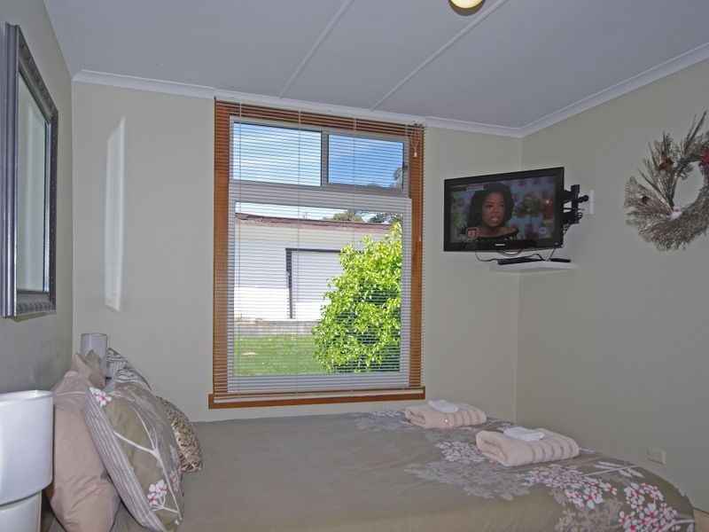 5 Chadwin Ave, Bicheno TAS 7215