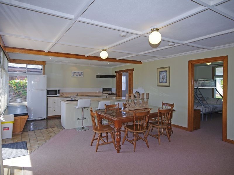 5 Chadwin Ave, Bicheno TAS 7215