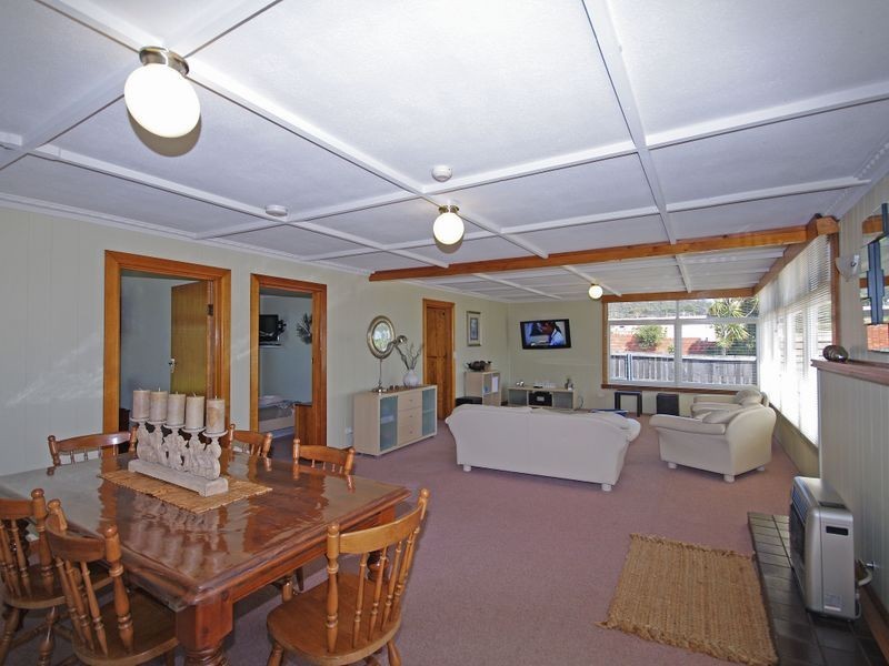 5 Chadwin Ave, Bicheno TAS 7215