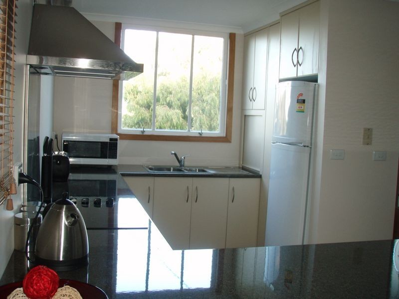 6 Burgess Street, Bicheno TAS 7215