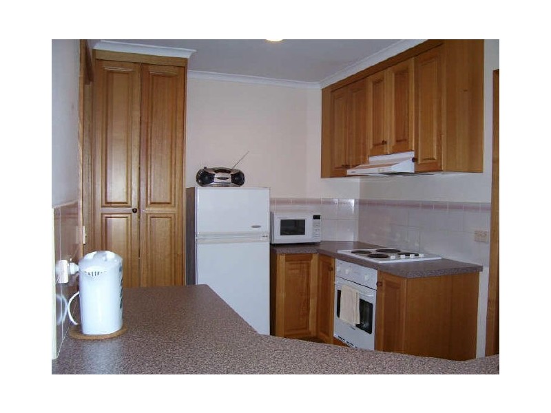 Unit 2 – 1 Bradley Drive, Coles Bay TAS 7215