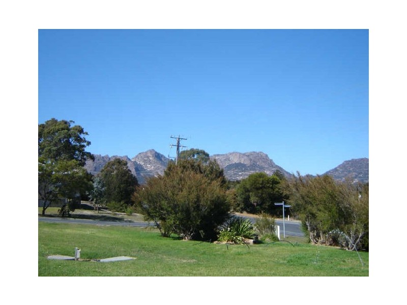 Unit 2 – 1 Bradley Drive, Coles Bay TAS 7215