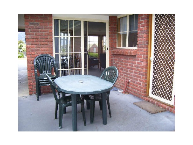 Unit 2 – 1 Bradley Drive, Coles Bay TAS 7215