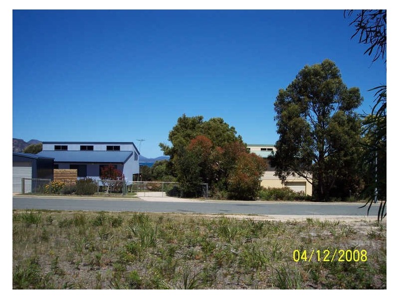 16 Oyster Bay Court, Coles Bay TAS 7215