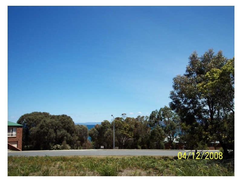 16 Oyster Bay Court, Coles Bay TAS 7215