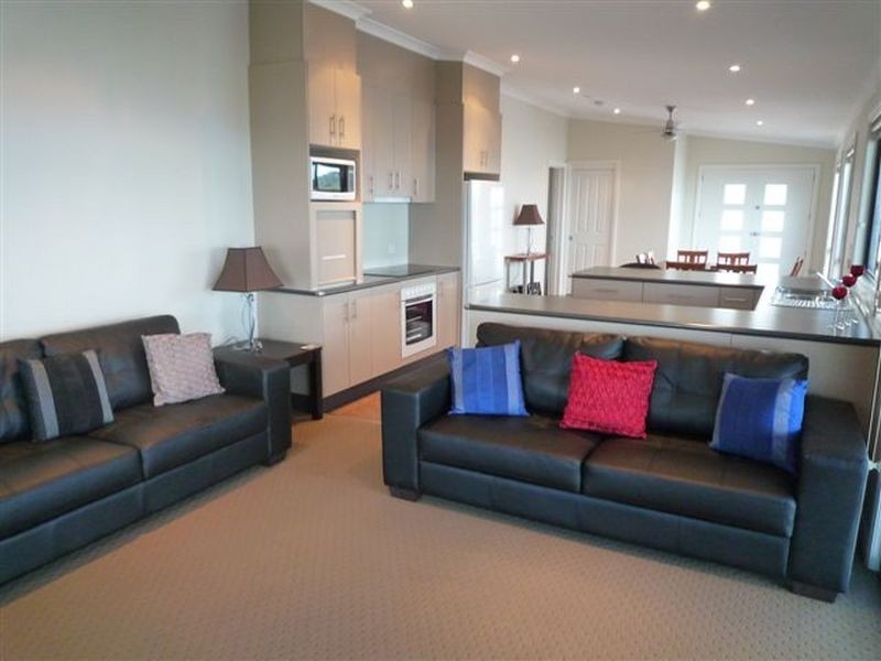 37 Douglas Street, Bicheno TAS 7215