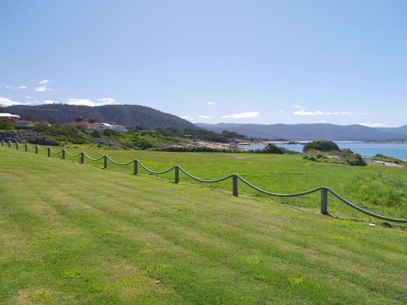 12 Jetty Rd, Bicheno TAS 7215