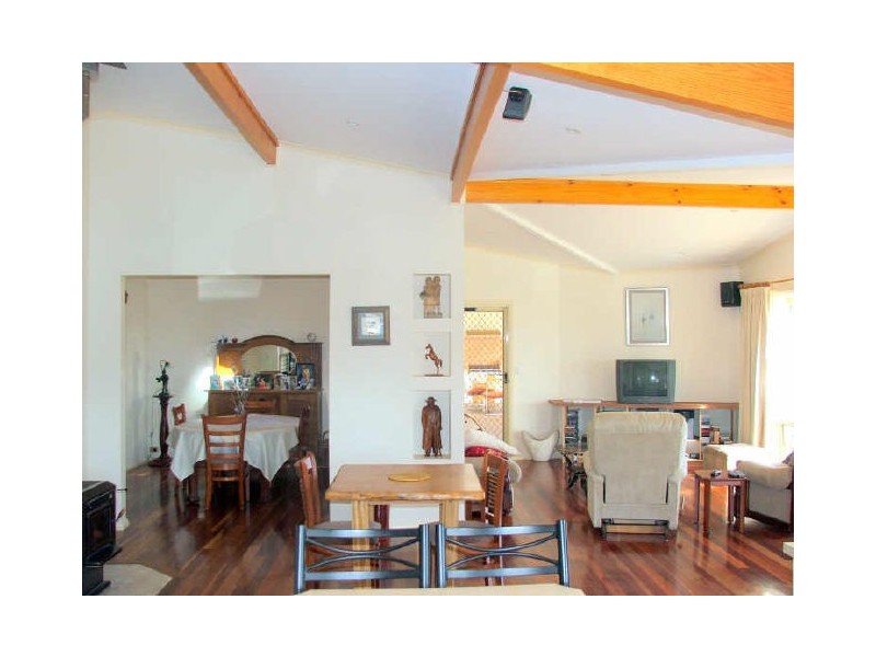 2 Burgess Street, Swansea NSW 2281