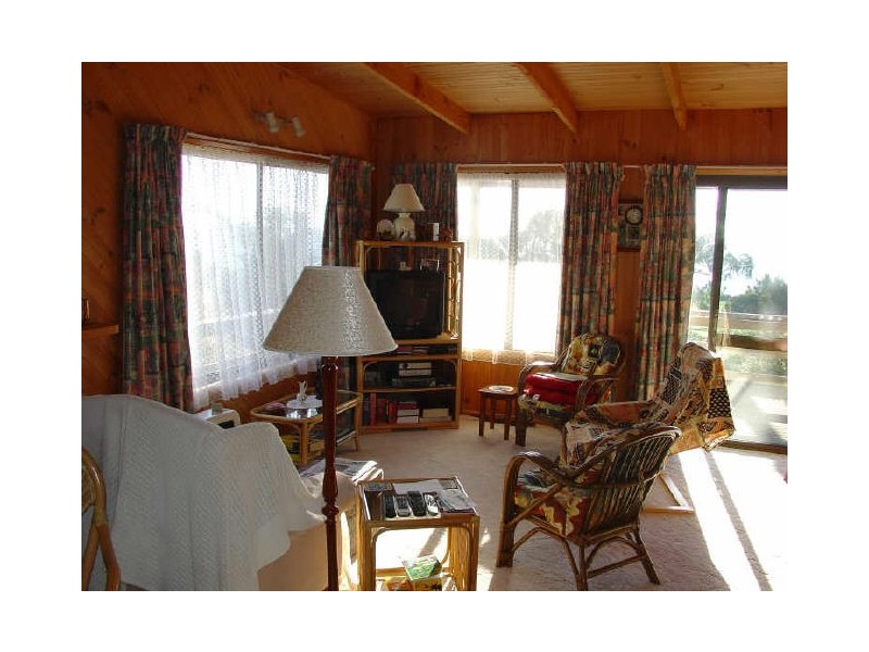 180 Tasman Highway, Bicheno TAS 7215