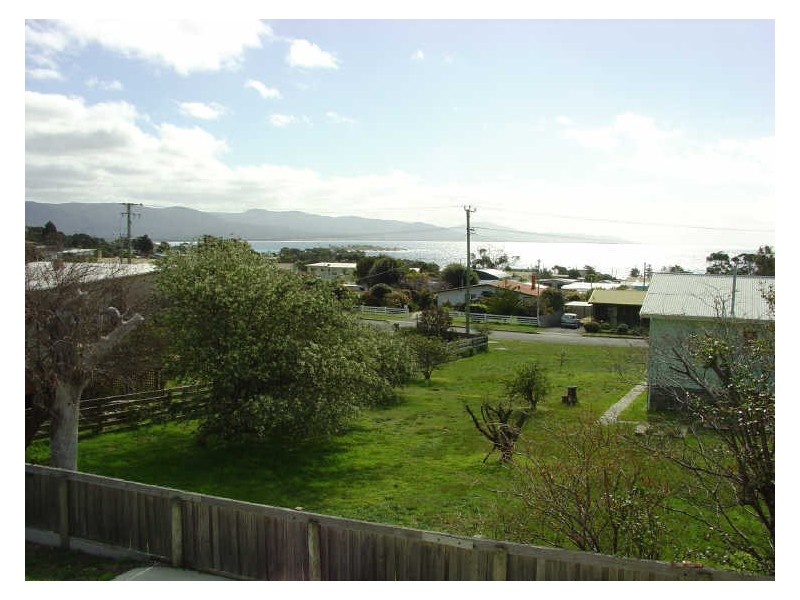 11 Sinclair St, Bicheno TAS 7215