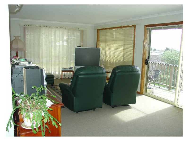 11 Sinclair St, Bicheno TAS 7215