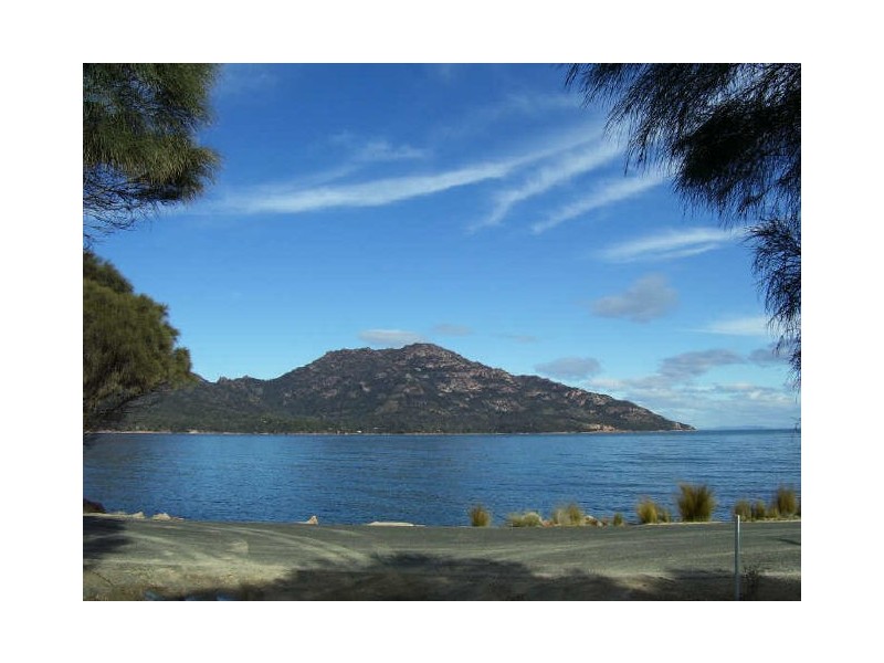 107 Esplanade, Coles Bay TAS 7215