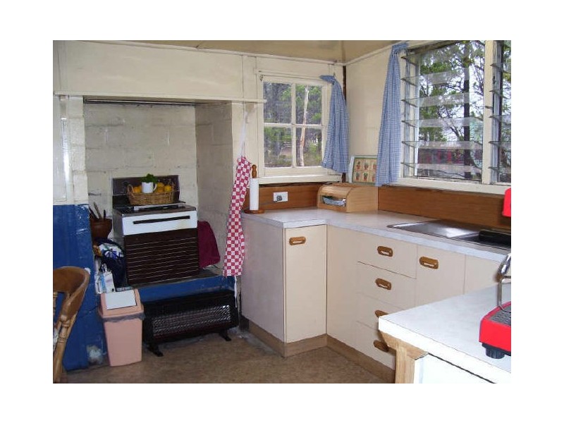 107 Esplanade, Coles Bay TAS 7215