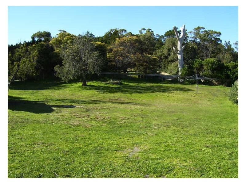 4 Garnet Ave, Coles Bay TAS 7215