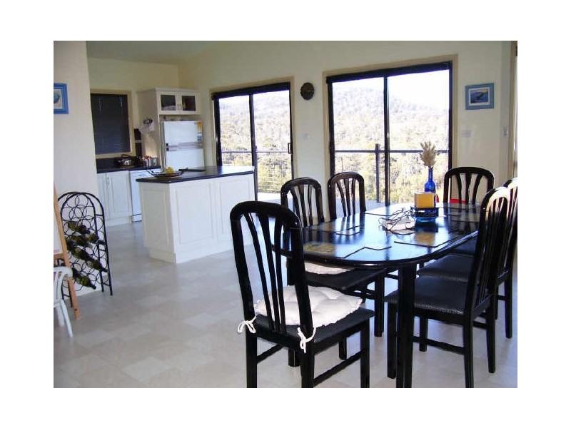 17 Bradley Drive, Coles Bay TAS 7215