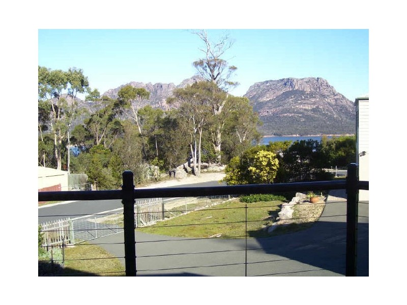 17 Bradley Drive, Coles Bay TAS 7215