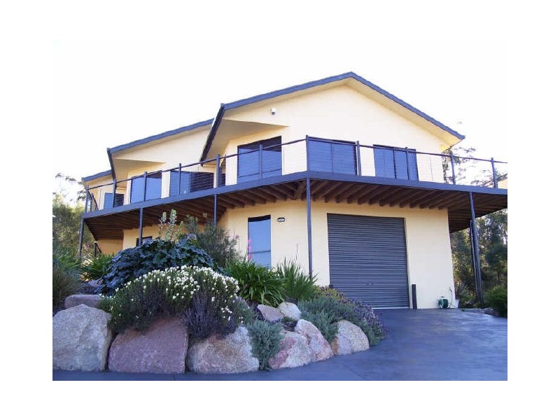 17 Bradley Drive, Coles Bay TAS 7215