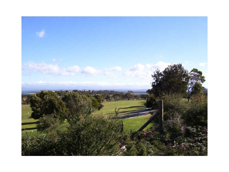 17 Muirs Place, Coles Bay TAS 7215