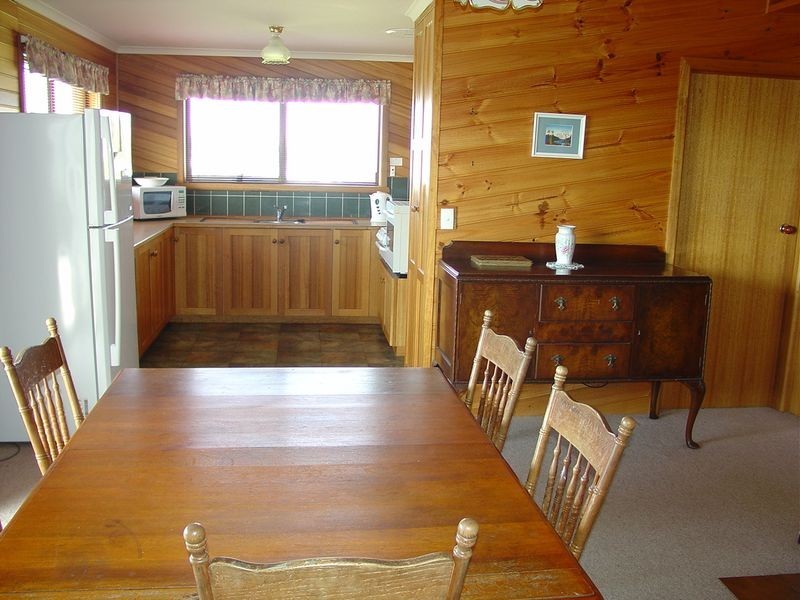 20 Banksia Street, Bicheno TAS 7215