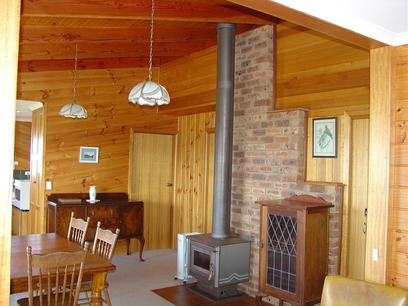 20 Banksia Street, Bicheno TAS 7215