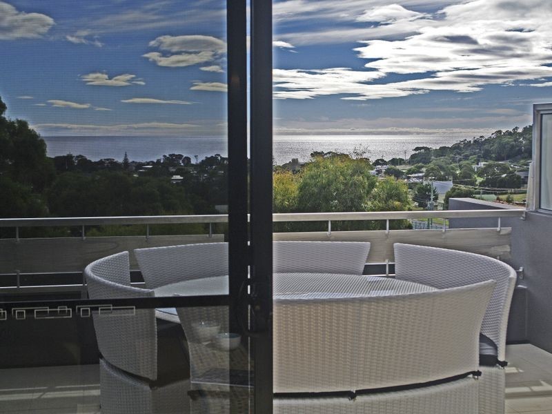 U2/32 Douglas St, Bicheno TAS 7215