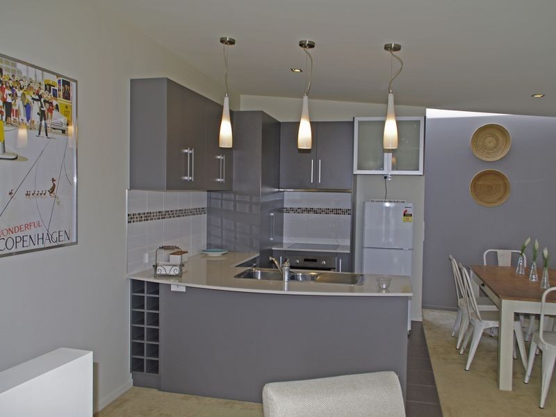 U2/32 Douglas St, Bicheno TAS 7215