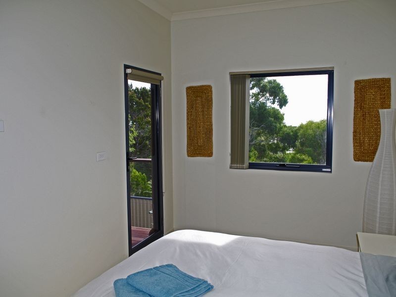 U2/32 Douglas St, Bicheno TAS 7215