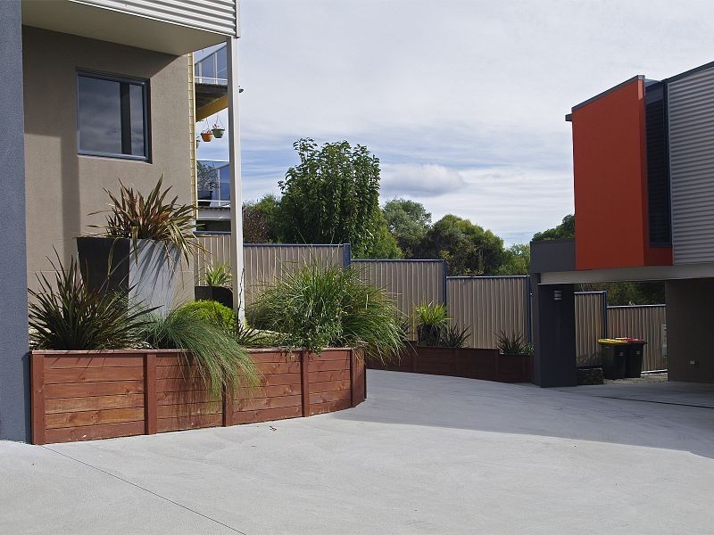 U2/32 Douglas St, Bicheno TAS 7215