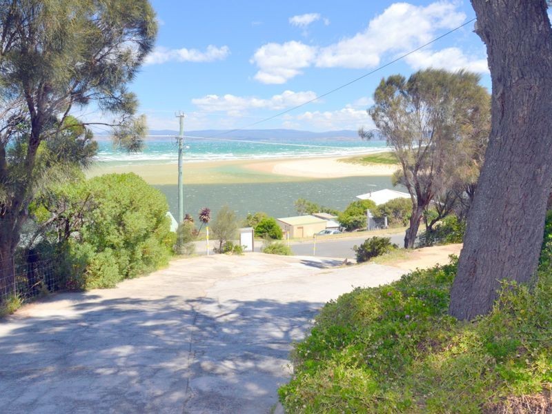 91 Swanwick Drive, Coles Bay TAS 7215