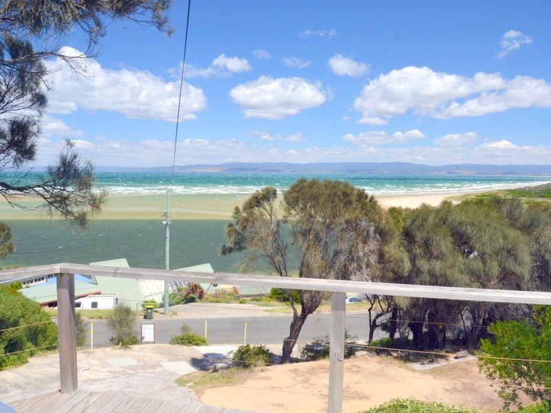 91 Swanwick Drive, Coles Bay TAS 7215