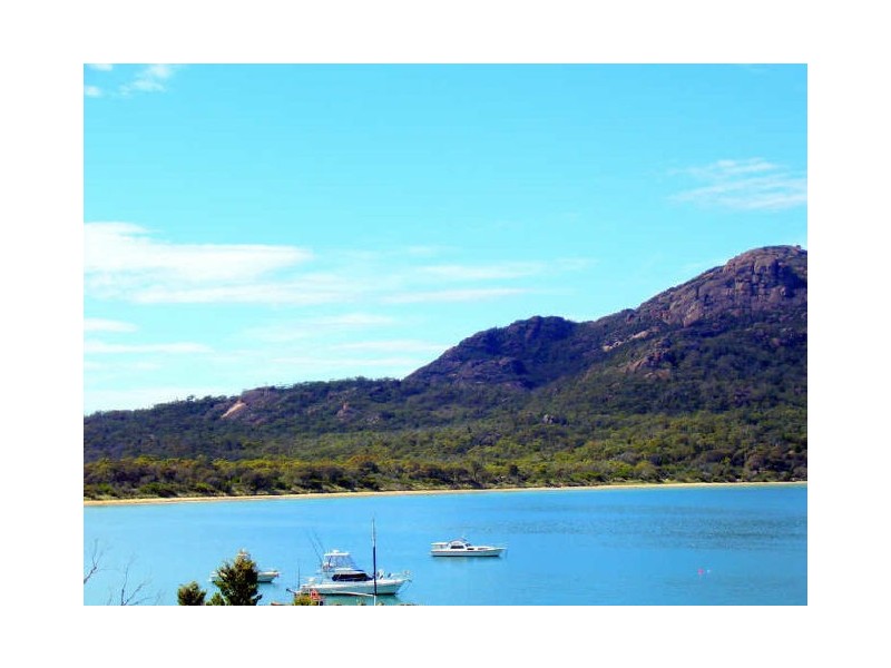 13 Esplanade, Coles Bay TAS 7215