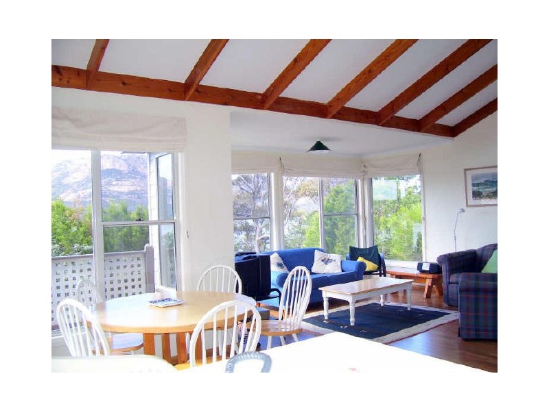 13 Esplanade, Coles Bay TAS 7215