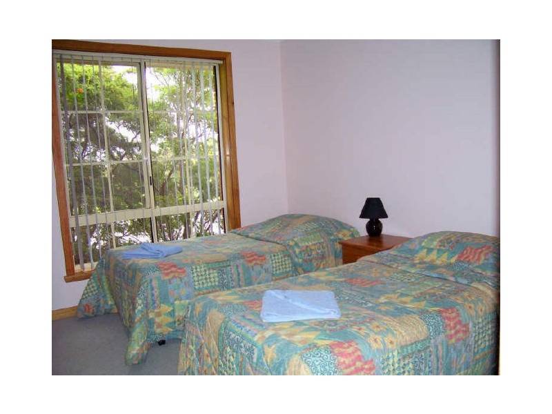 Unit 1 – 1 Bradley Drive, Coles Bay TAS 7215