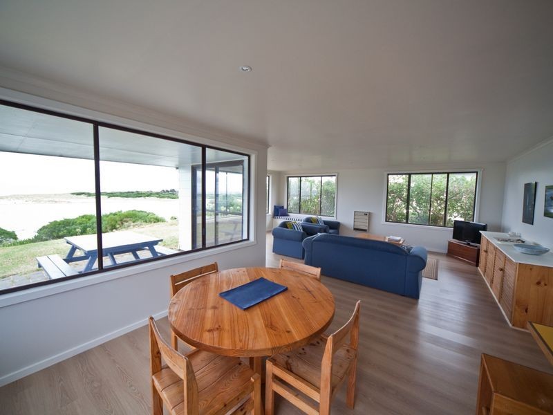 76 Swanwick Drive, Coles Bay TAS 7215
