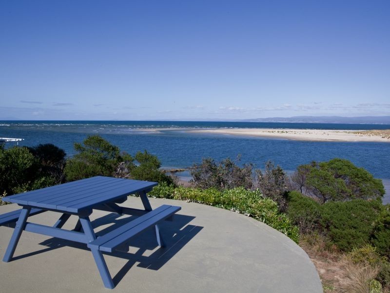 76 Swanwick Drive, Coles Bay TAS 7215