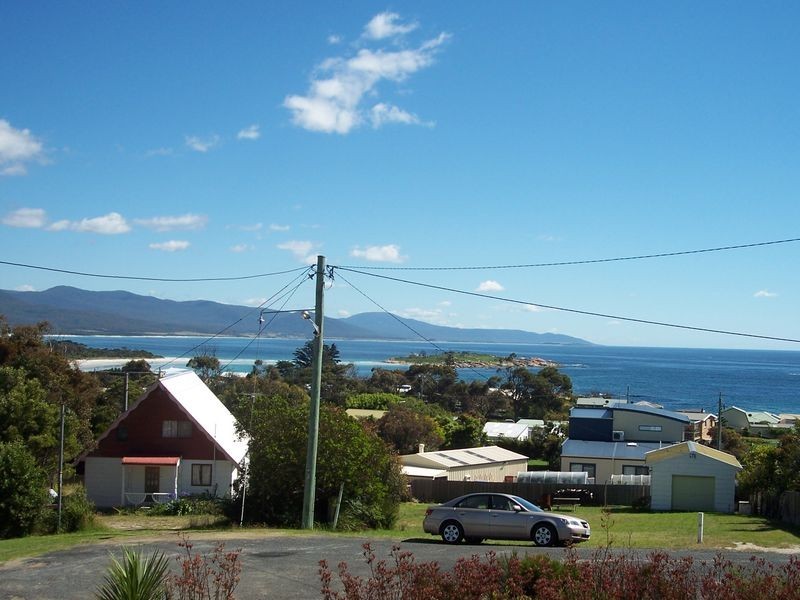 6 Gamble Crescent, Bicheno TAS 7215