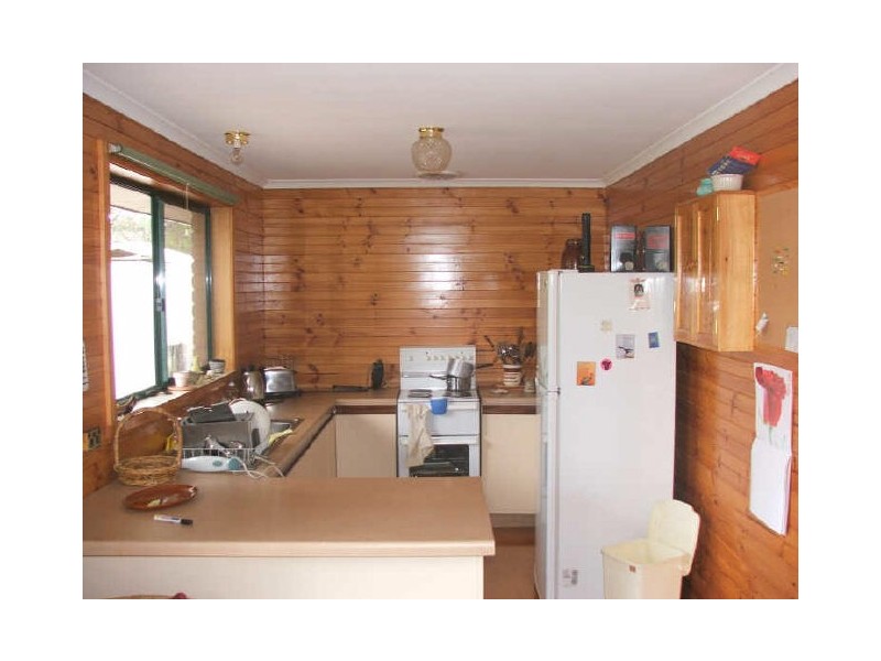 16 Cosgrove Street, Coles Bay TAS 7215