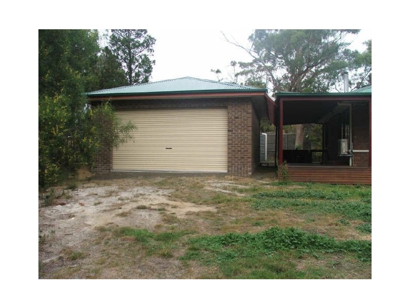 16 Cosgrove Street, Coles Bay TAS 7215