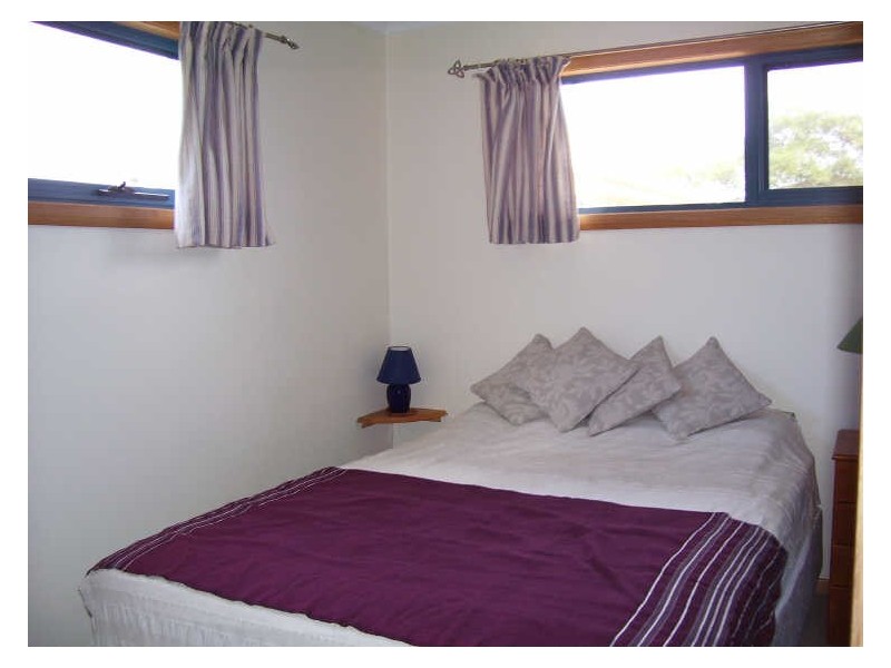 6 Swanwick Dr, Coles Bay TAS 7215